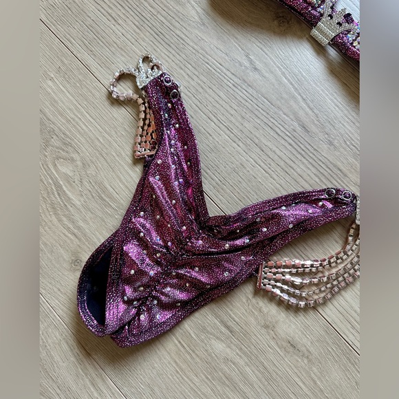 Divas Fitwear Pink Fitness Competition Bikini Suit - Runway, Pageant - Picture 7 of 9